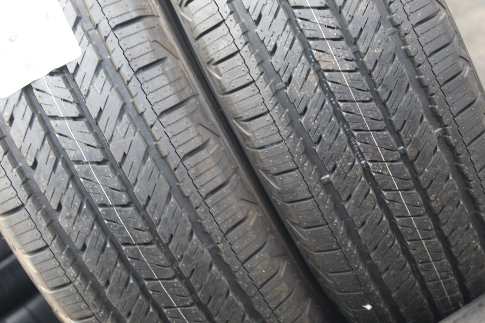 New 245 65 17 Maxxis, RAZR HT, M+S, Reinforced, 111H, x1 Tyre (F1_tyres) L3590