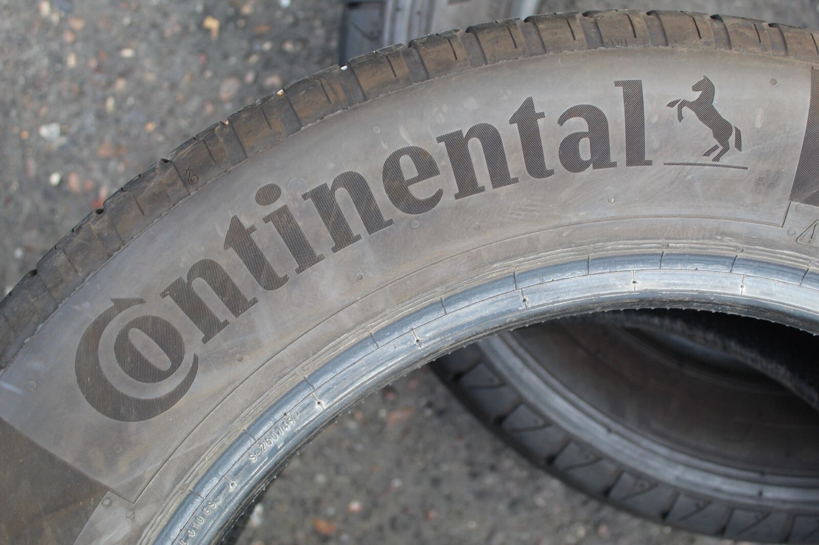 225 60 18 Continental, CEC 6, XL, 104V, x2 A Pair 5.4mm (F1_tyres) L3453