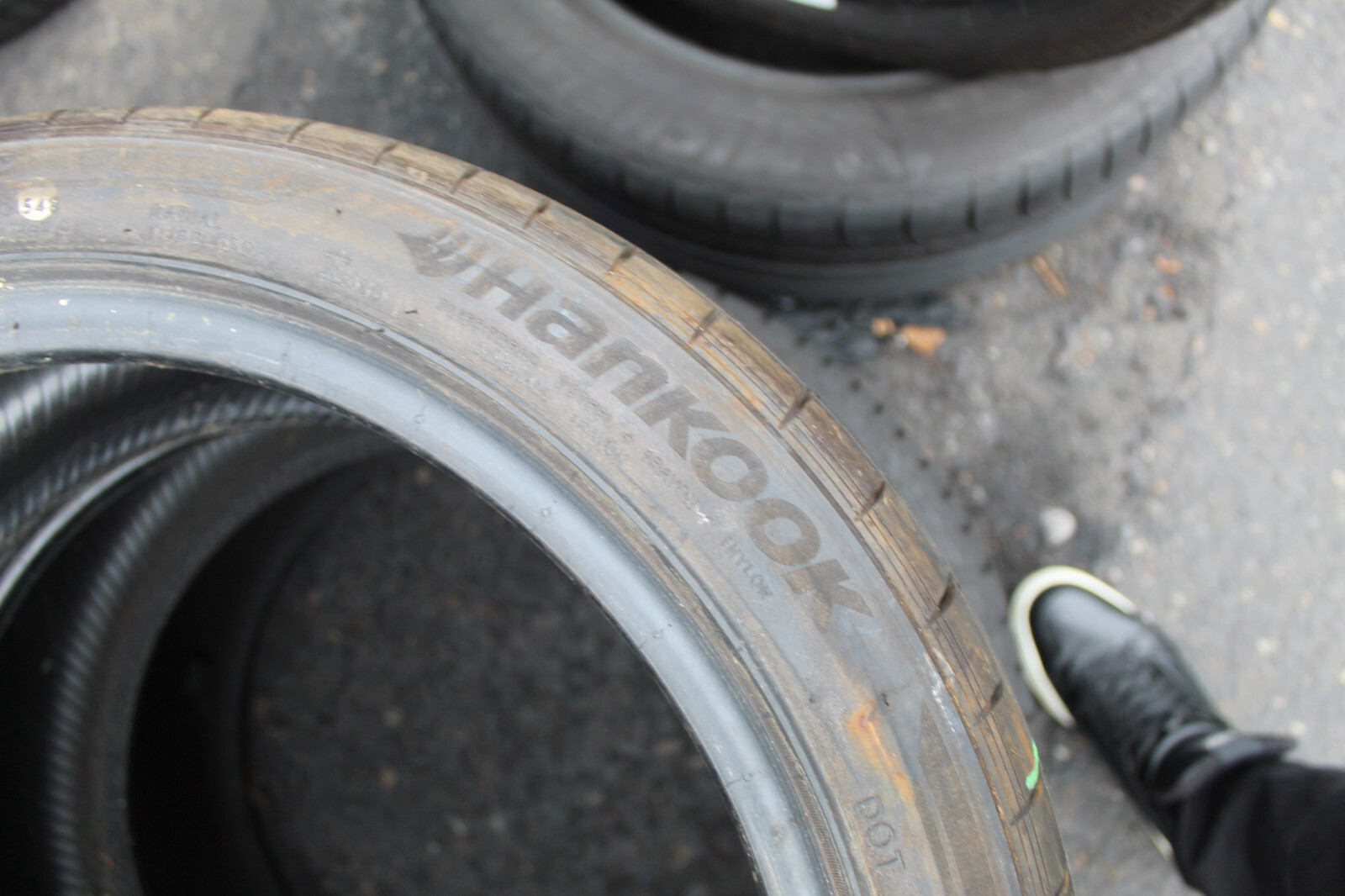 New 205 45 17 Hankook, Ventus V12 Evo, 84V, x2 A Pair (F1_tyres) FOD L2875