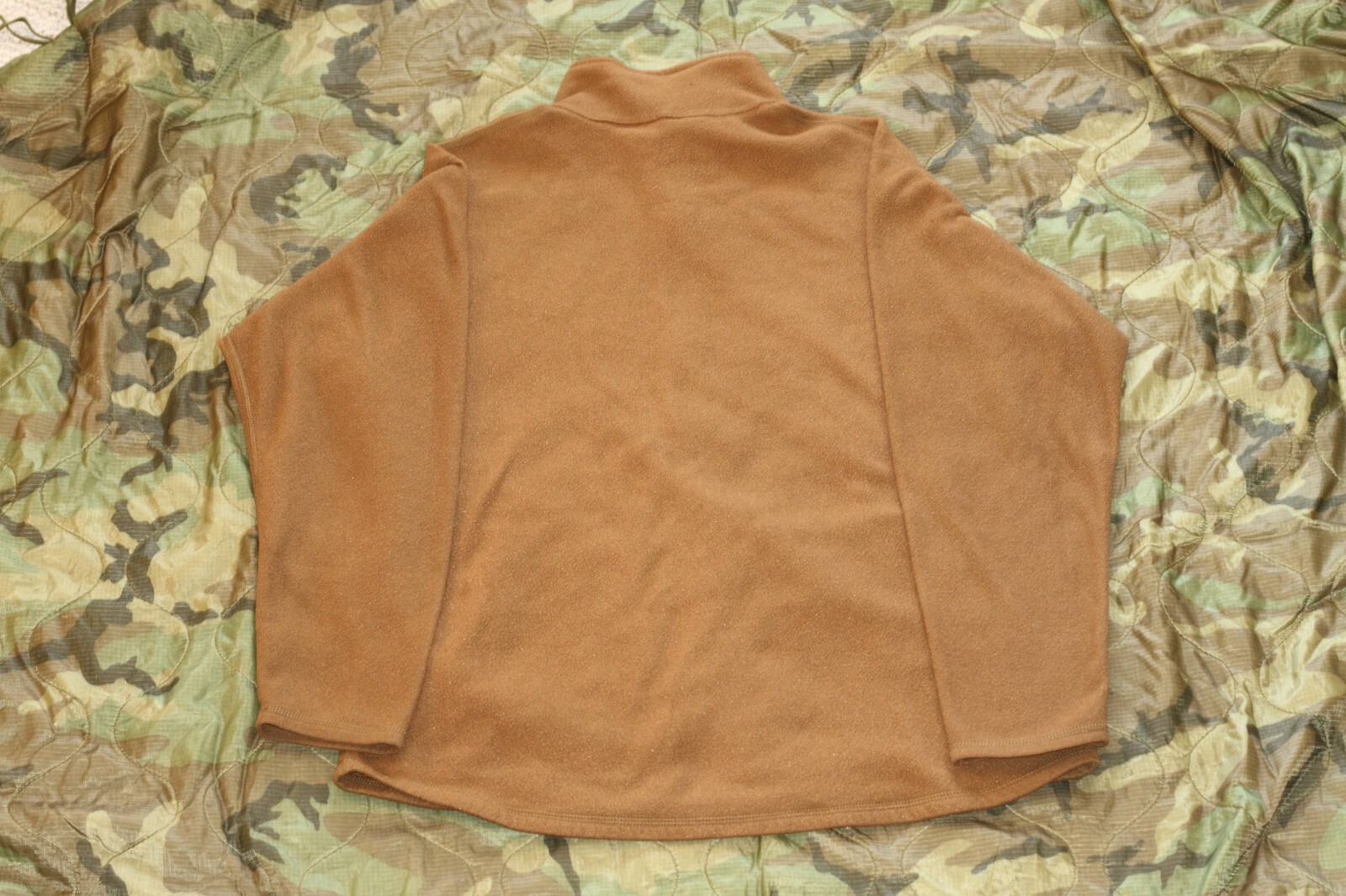 GENUINE USMC Polartec Fleece Medium Coyote