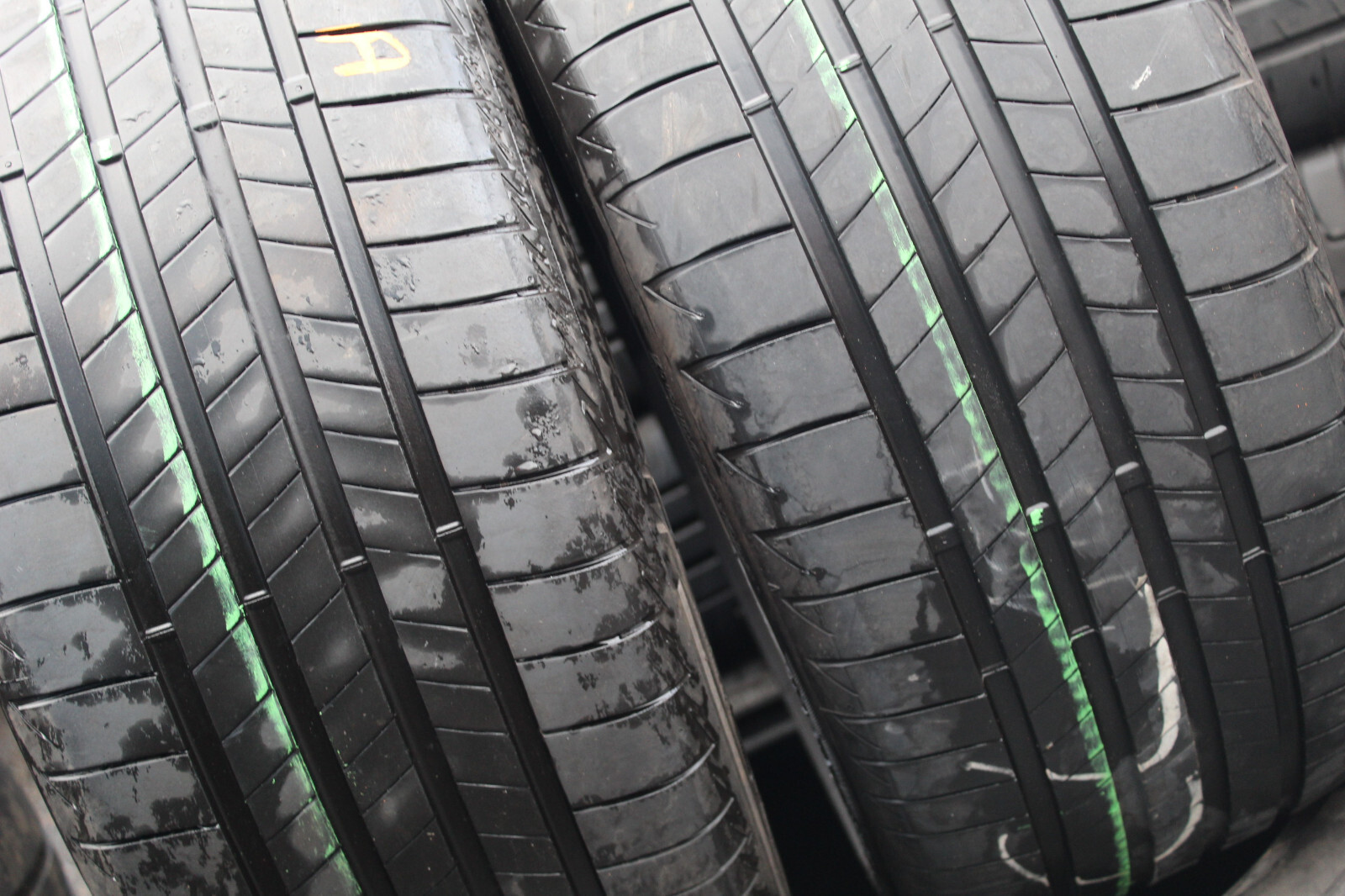 255 40 21 Bridgestone, Turanza Eco, AO 102T, x2 A Pair 5.5mm (F1_tyres) FO L2984