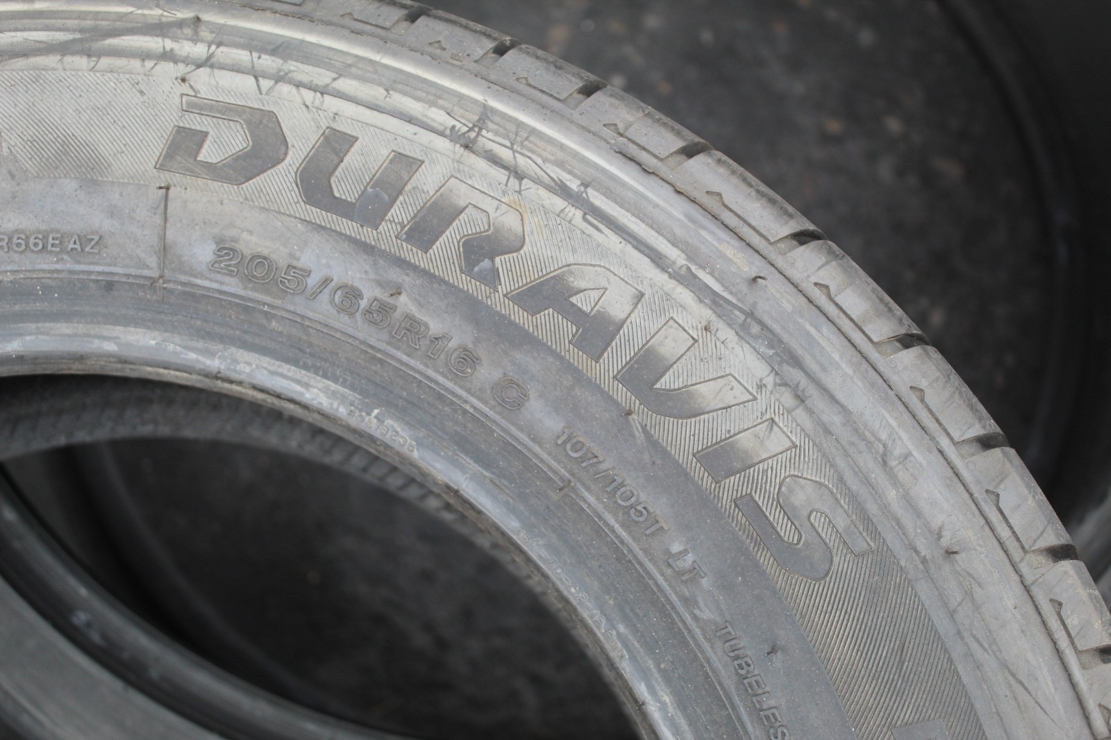 New 205 65 16C Bridgestone, Duravis R660 Eco, 107/105T, x1 Tyre (F1_tyres) L3661