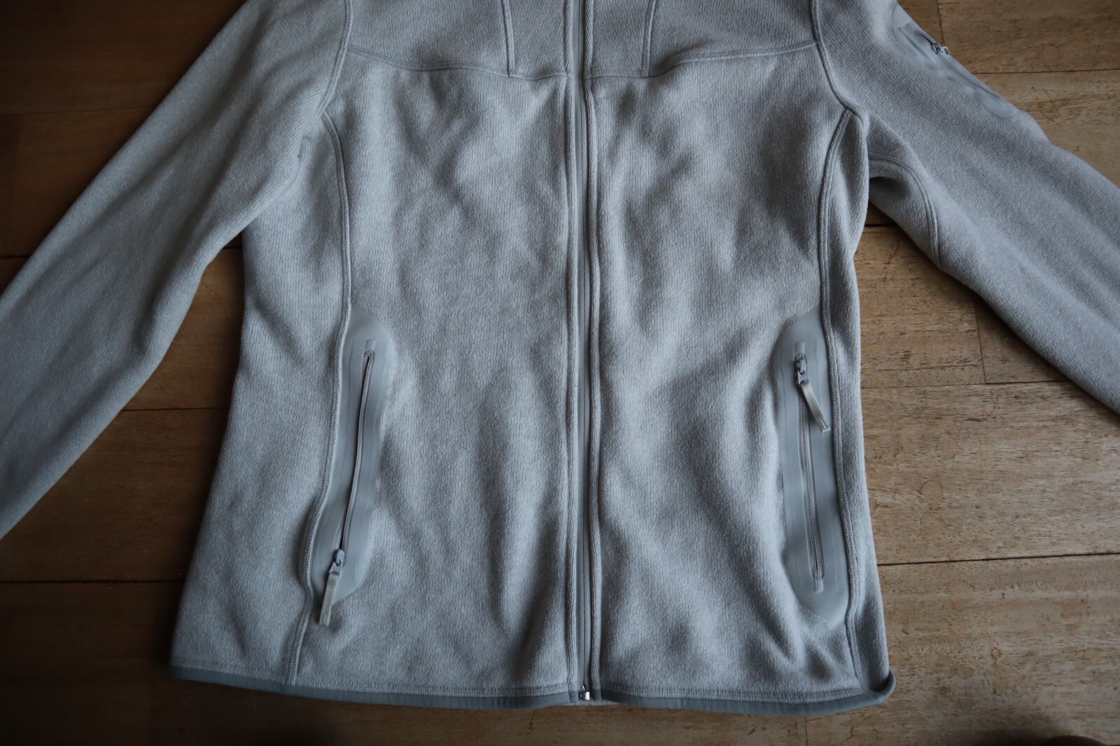 Arc'teryx Fleece JacketサイズS Arcteryx Men's Sweater 1/3 Zip Polartec Fleece Jacket Logo