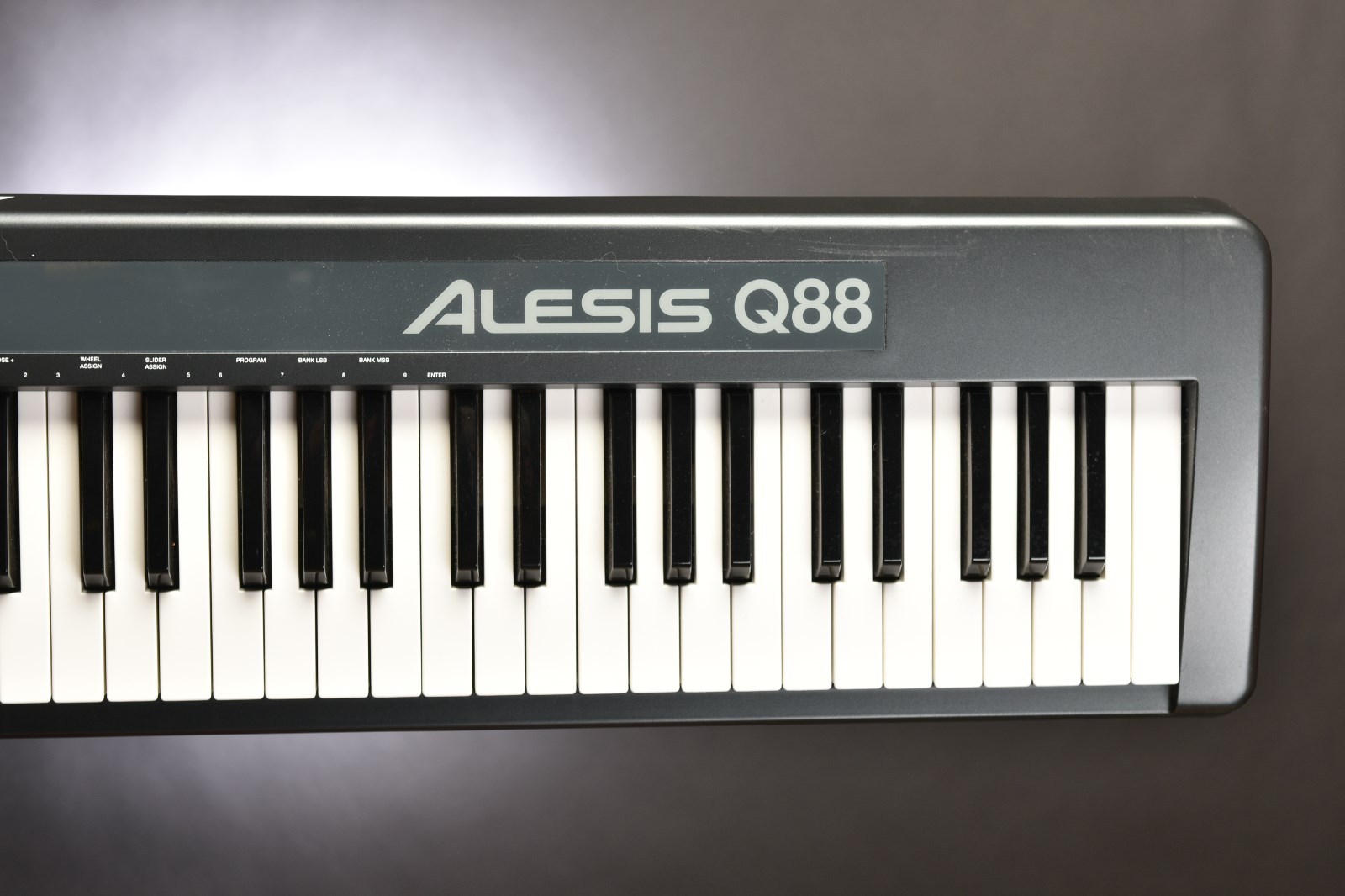 Alesis Q88 88-Key USB MIDI Keyboard Controller