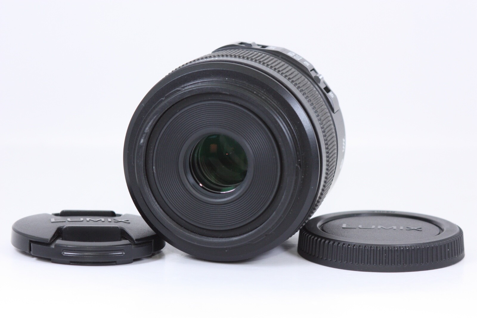 Panasonic Leica DG Macro Elmarit 45mm f/2.8 MEGA Lens [NEAR