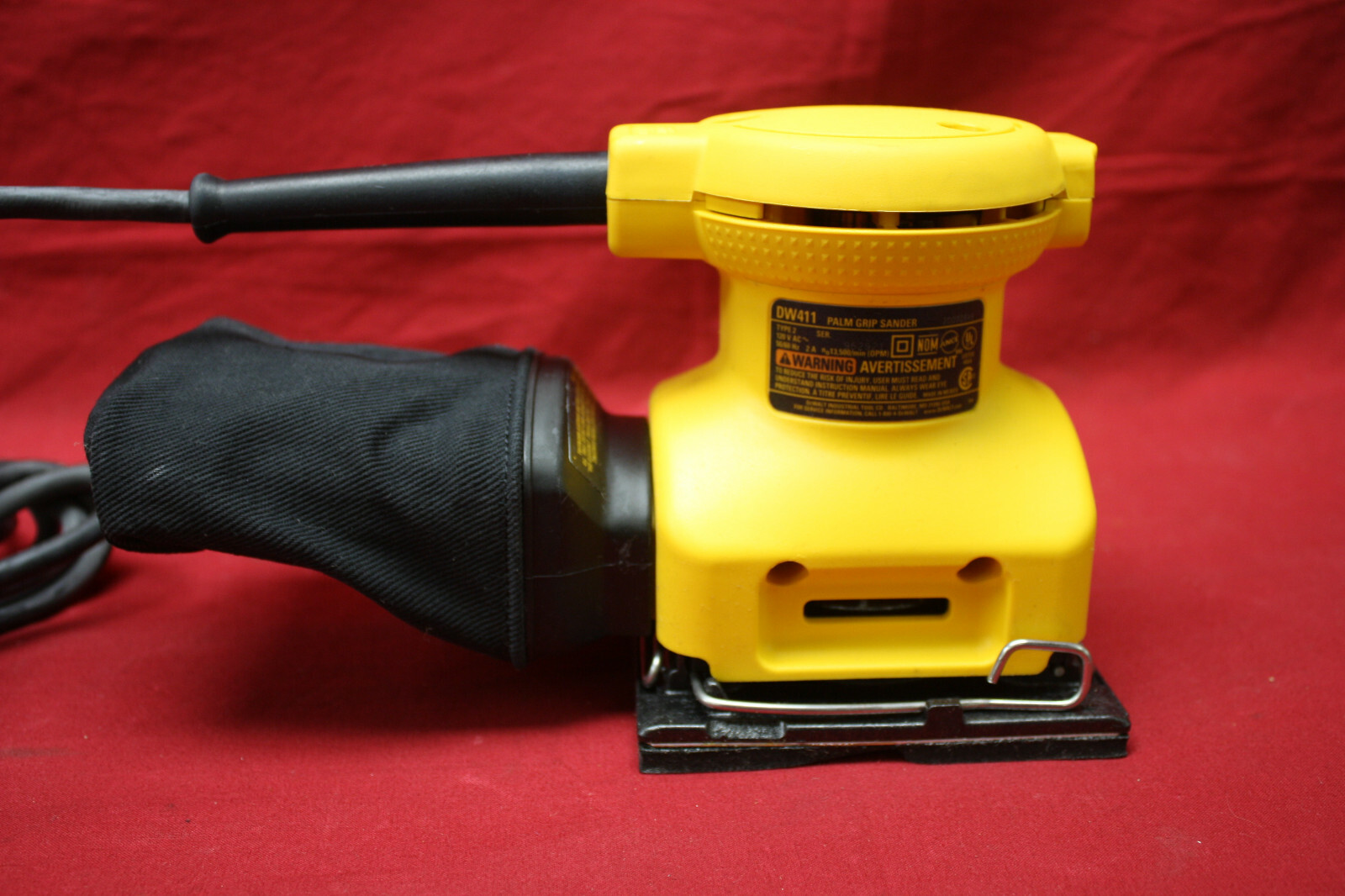 DeWALT DW411 1/4 Sheet Palm Grip Sander W/ Hard Case