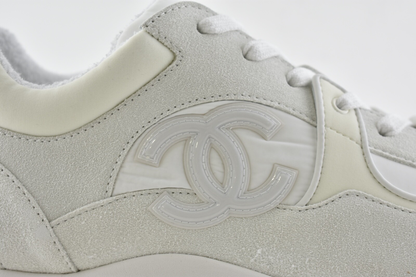 chanel cc white suede
