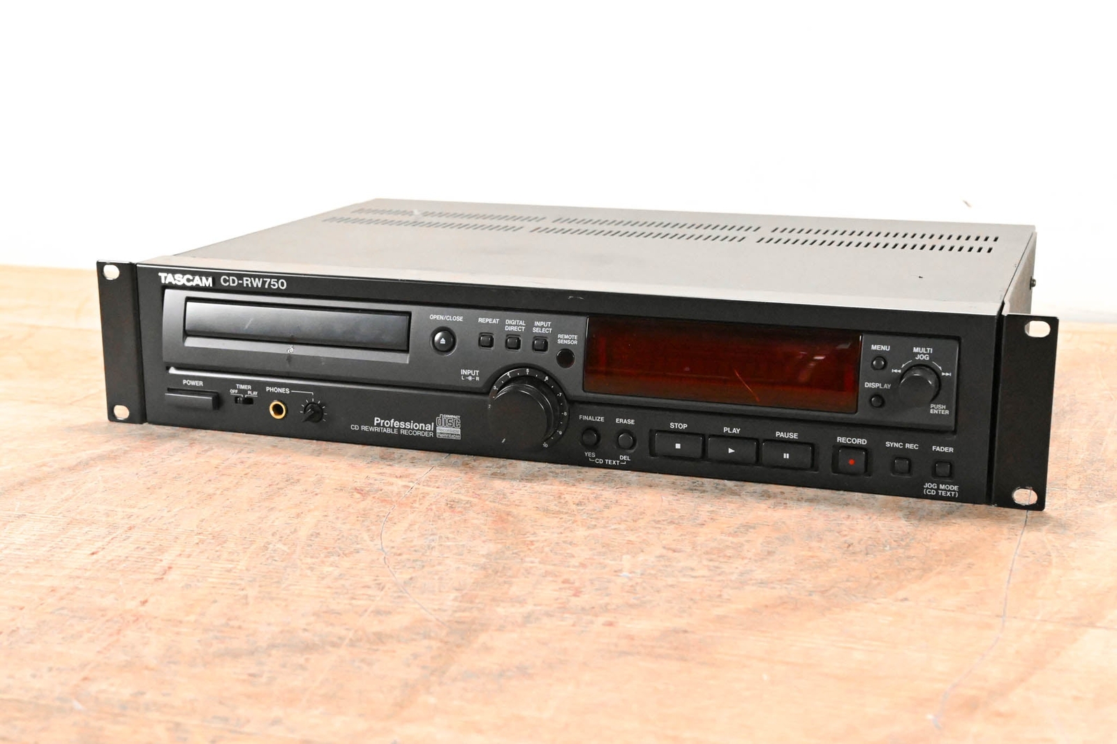 CD-RW750 | Professional CD Recorder & Player | TASCAM