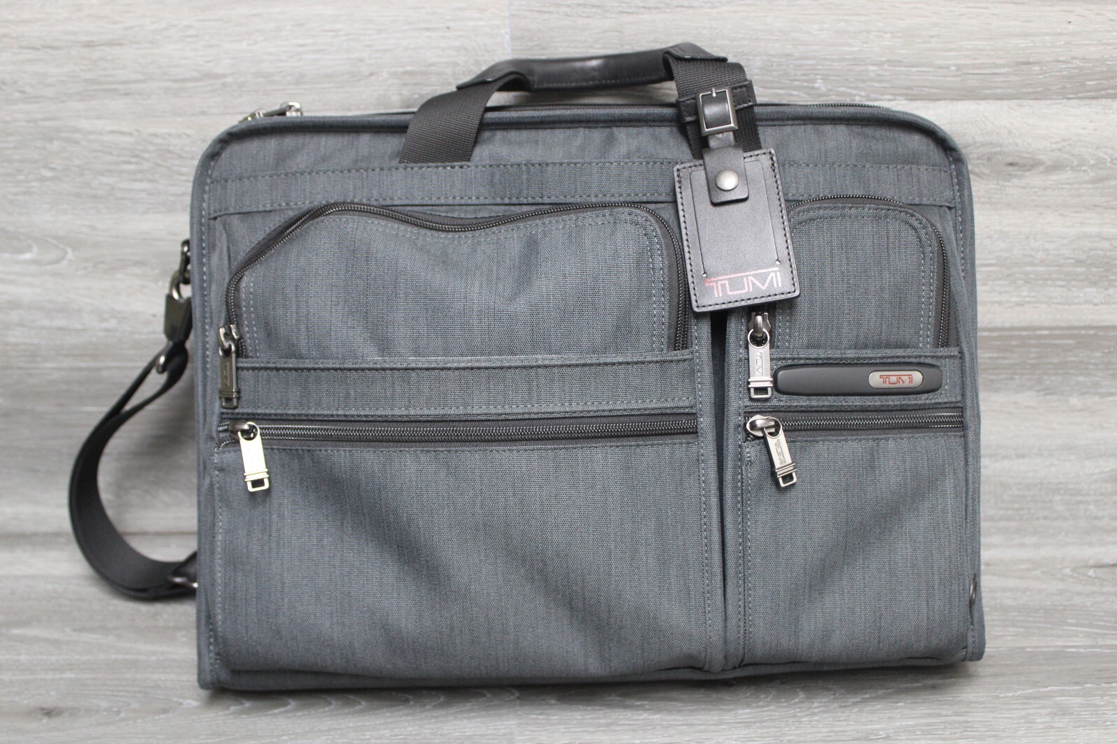 バッグ TUMI large screen computer brief 26150 Compact Large Screen Laptop Brief | Tumi US