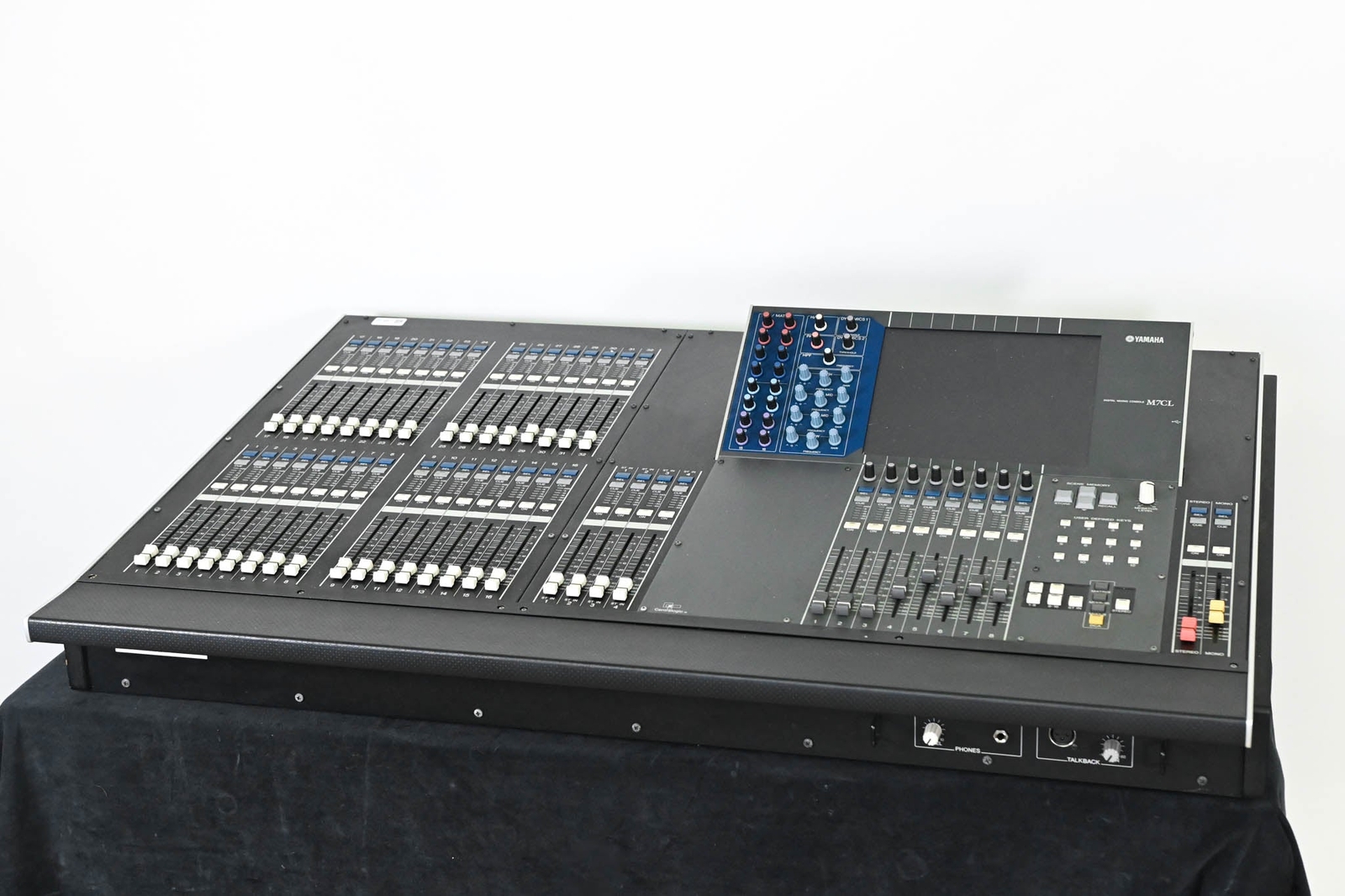 Yamaha M7CL-32 32-Channel Digital Audio Mixing Console CG01AMD | eBay