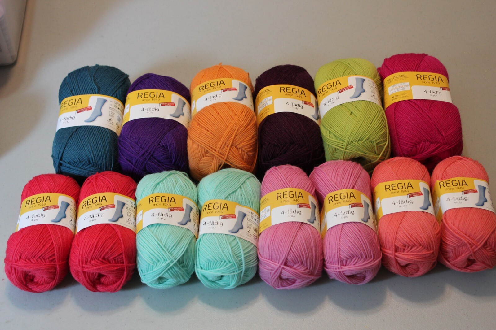 Regia Sock Yarn 10 UNI skeins 2022 new solid colors 4ply 100g 75% wool 25% ny