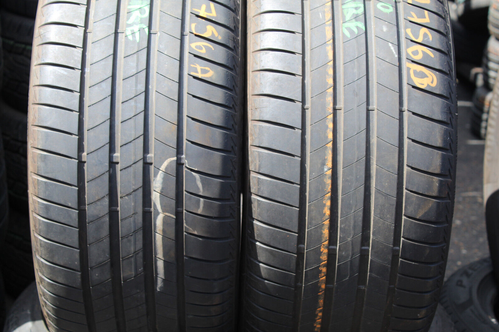 255 40 18 Firestone, Road Hawk 2, 99Y, x2 A Pair 5.2mm (F1_tyres) FO L2756