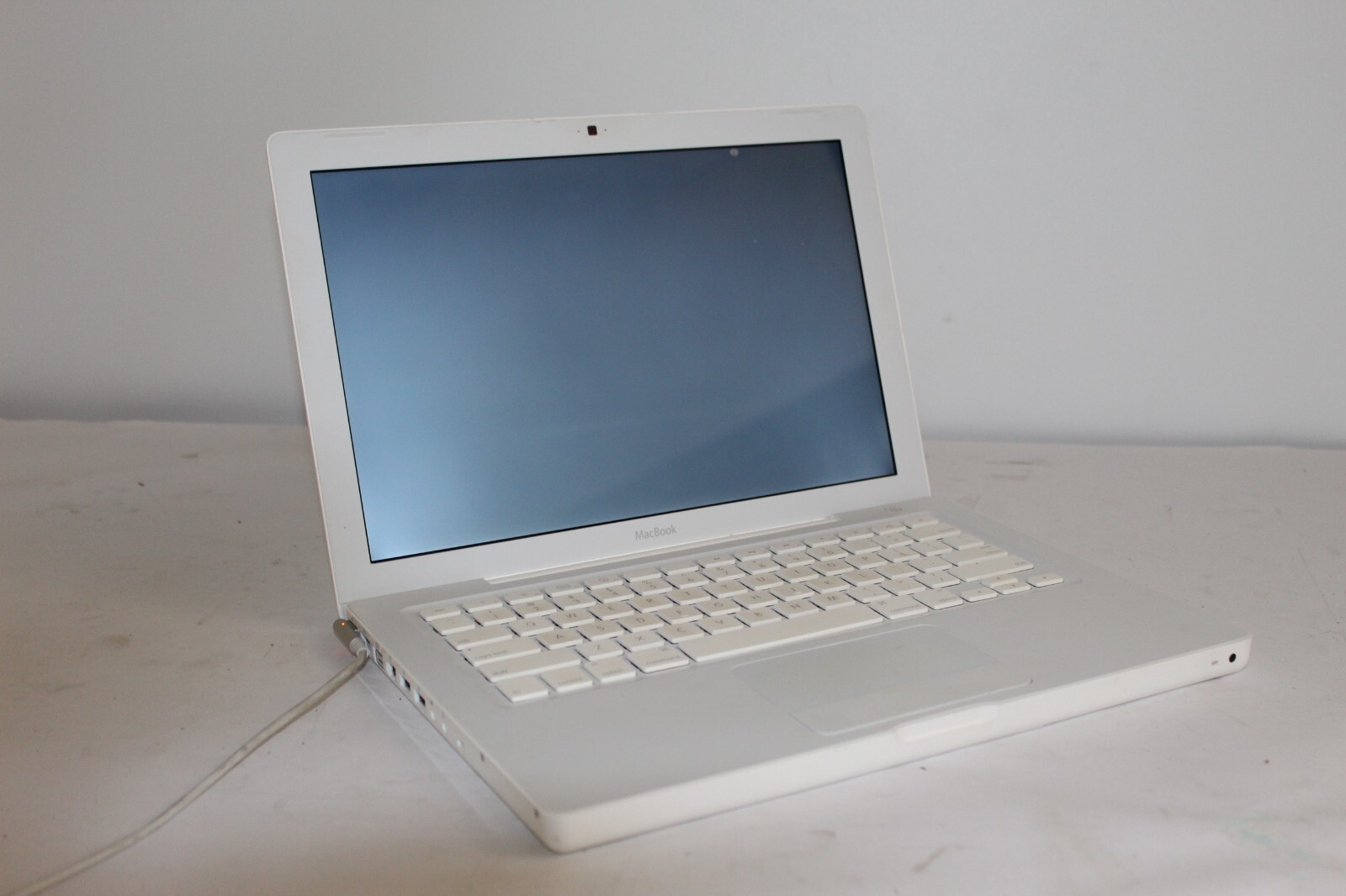 MacBook本体 13.3インチ ブラック 2007 A1181 Apple MacBook A1181 13.3