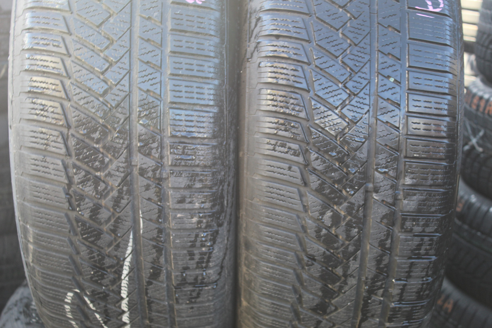 255 55 19 Continental, Winter, M+S, XL, 111V, x2 A Pair 5.5mm (F1_tyres) L3323