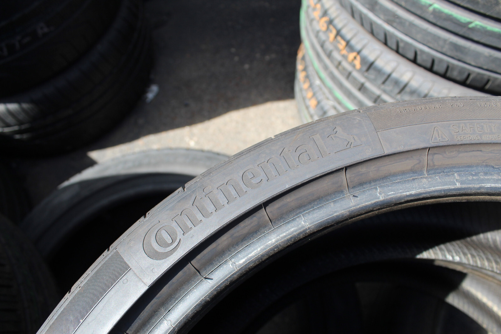 235 35 20 Continental, S Contact 6, XL, 92Y, x2 A Pair 7.0mm (F1_tyres) L2745