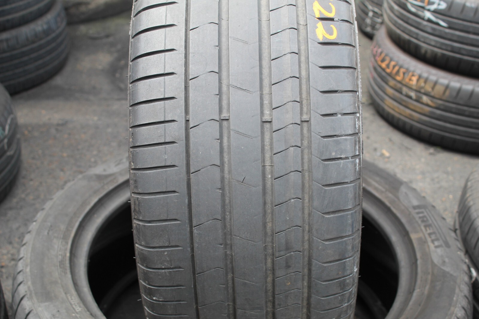 275 30 20 Pirelli, RunFlat, MOE, 97Y, x1 Single, 5.2mm (f1_tyres) FO L2522