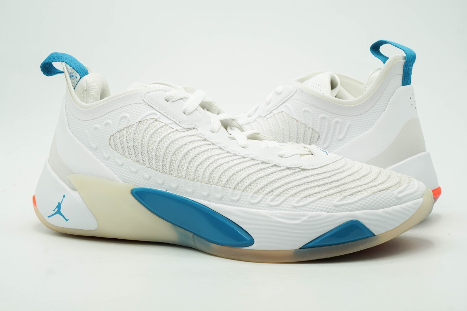 AIR JORDAN LUKA 1 USED SIZE 11.5 LEGEND OF 7 WHITE SILVER