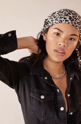 

Шарф для волос Free People Леопардовый Namjosh Тан Черный Коричневый с принтом на резинке сзади NWT, Leopard brown black tan