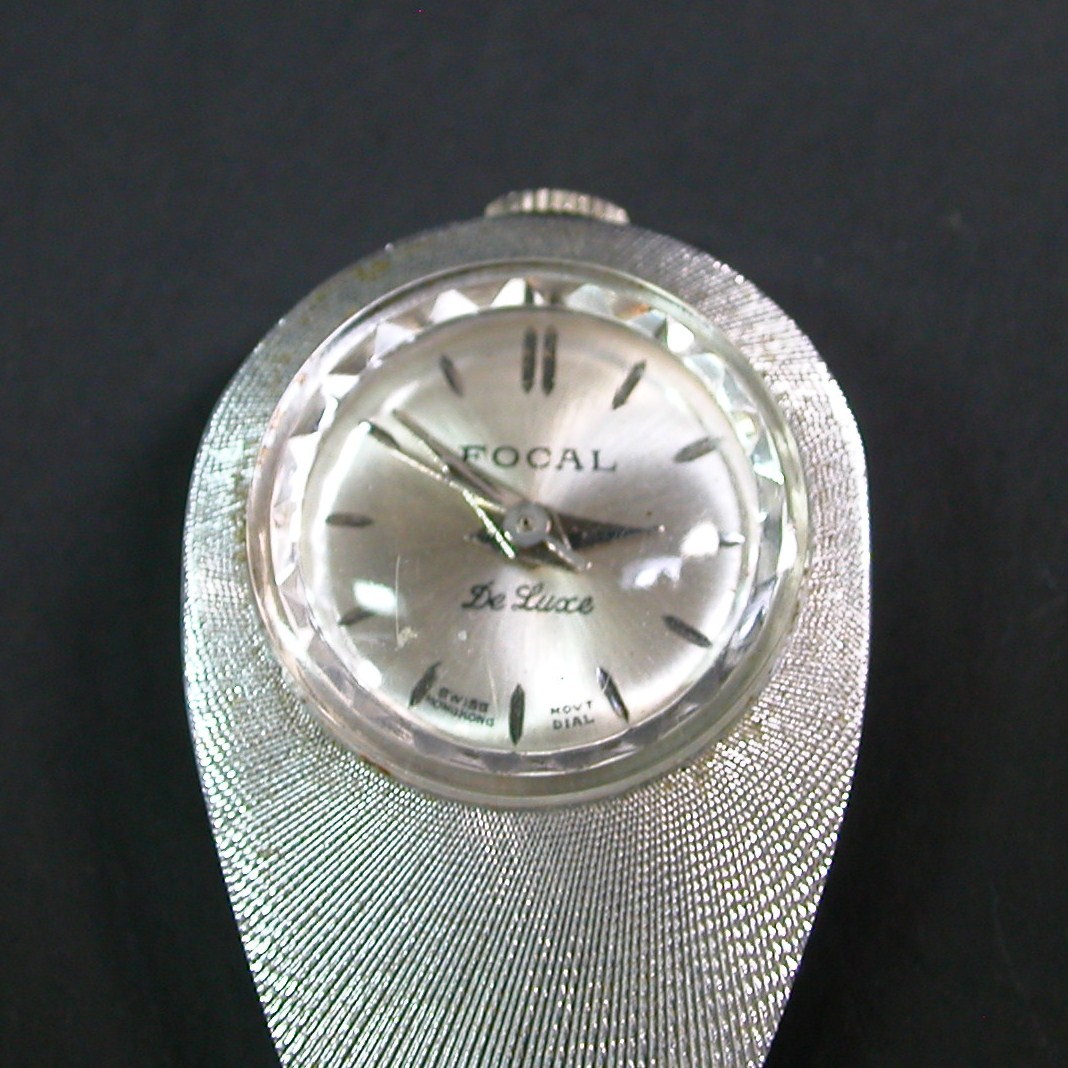 Vintage Womens Mechanical Watch Necklace Pendant Focal DeLux Swiss Movement