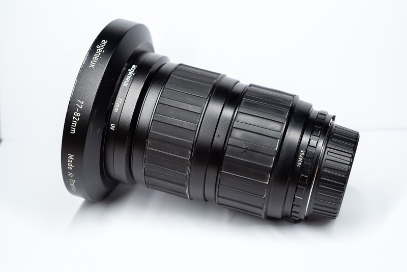 ANGENIEUX 28-70mm f/2,6 AF avec Dynax 7000i