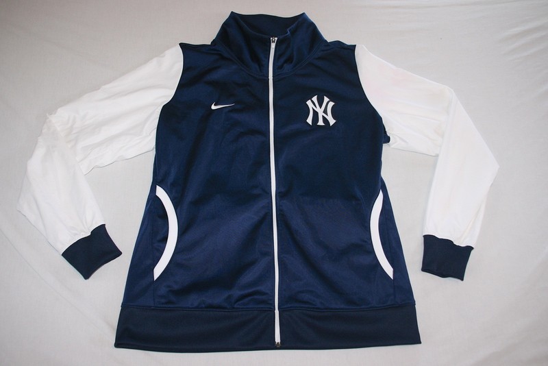 nike yankees bomber jacket