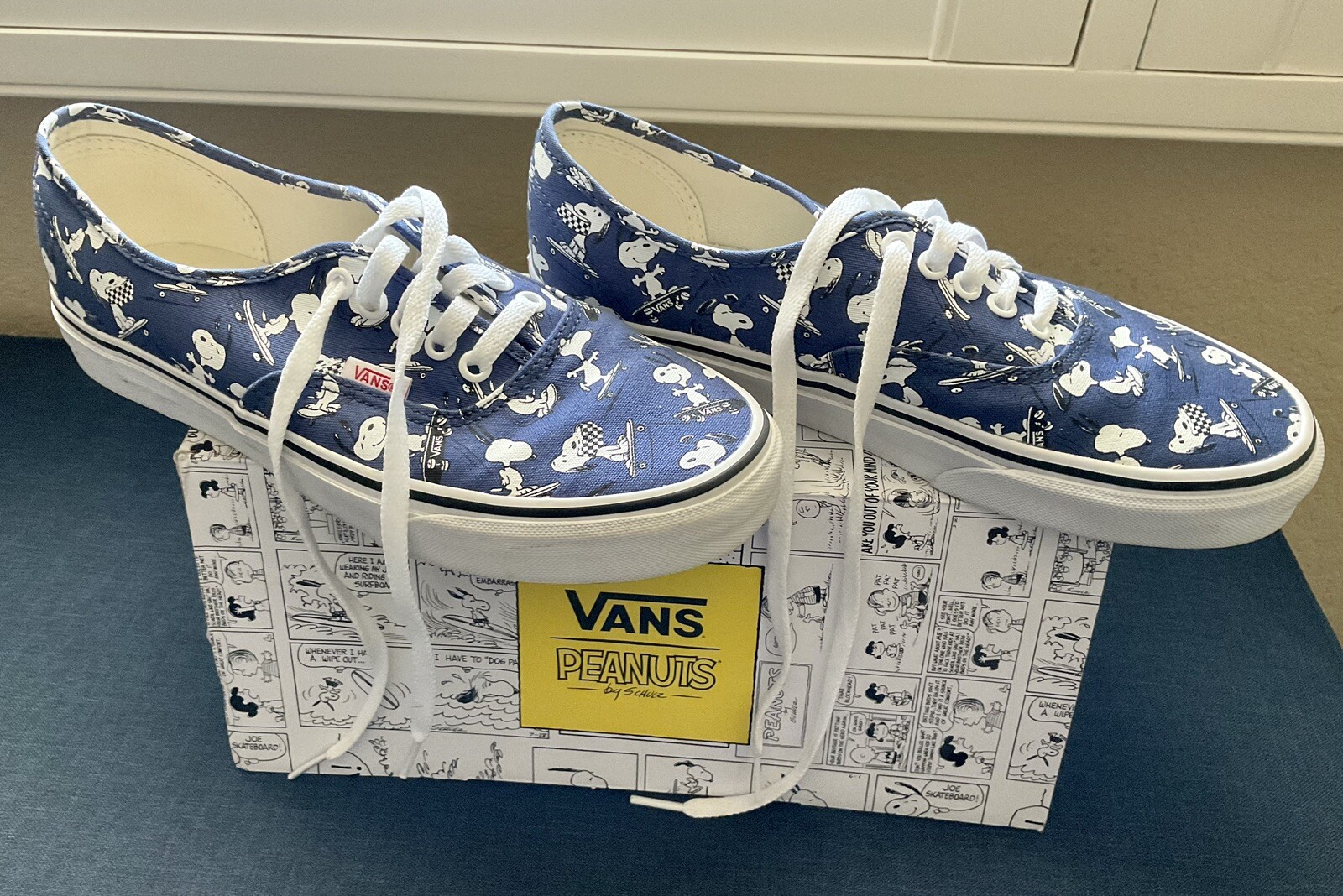 vans authentic x peanuts