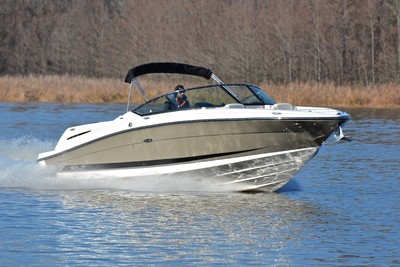 SEA RAY 270 SLX.. 496 MAG.. LOADED... ONLY 190 HOURS