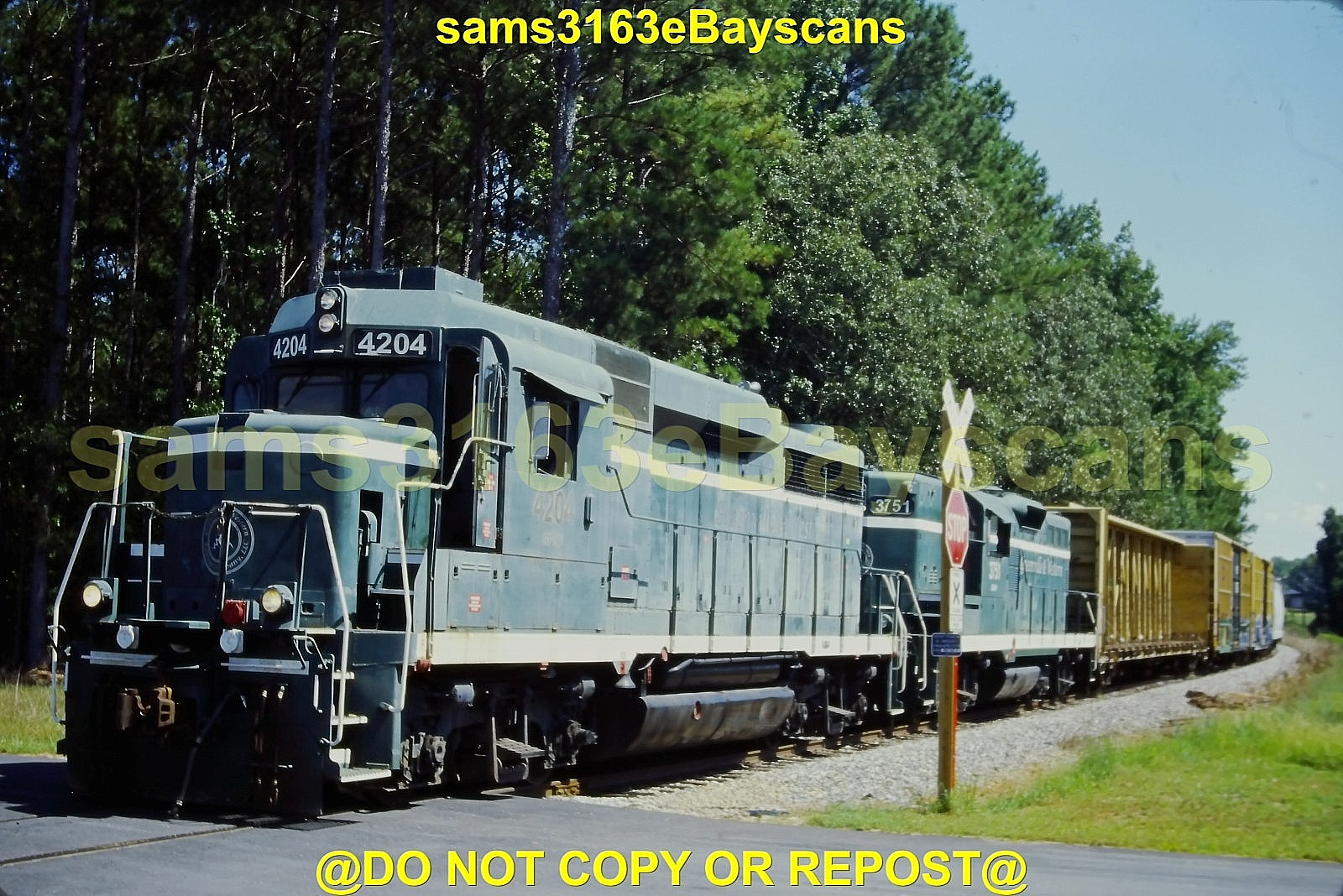 ORIGINAL SLIDE GREENVILLE & WESTERN RWY GP30 4204 BELTON NC 2026