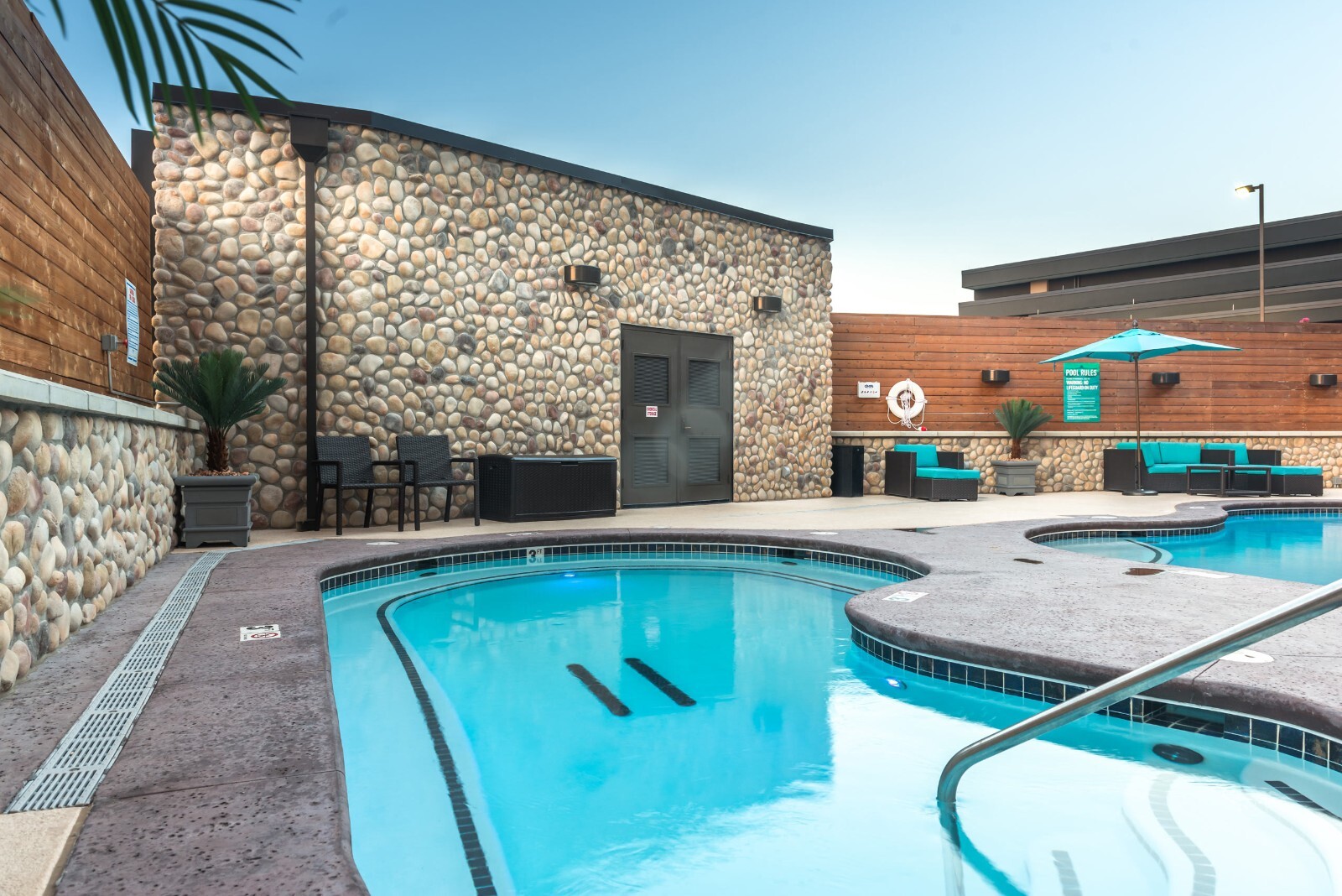 Stone Master Molds Rubber Mold for Concrete, River Rock Flats, 23.75x11.5