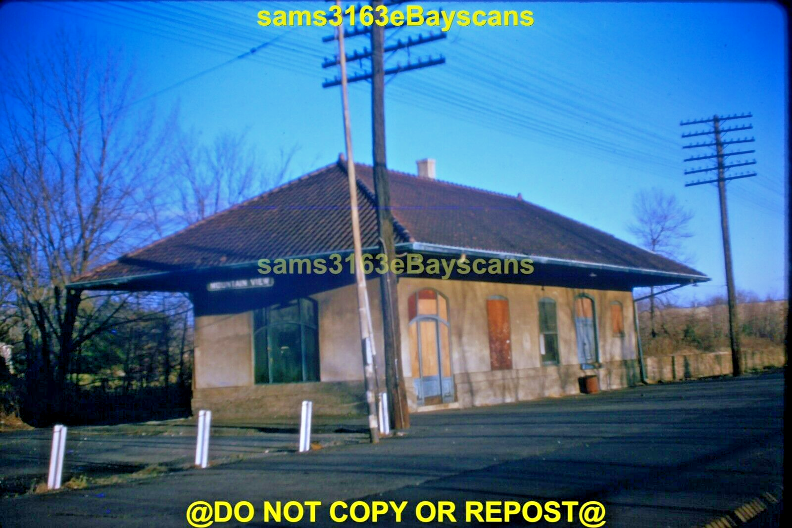 ORIGINAL SLIDE ERIE LACKAWANNA RR STATION AT MOUNTAIN VIEW PA 1963