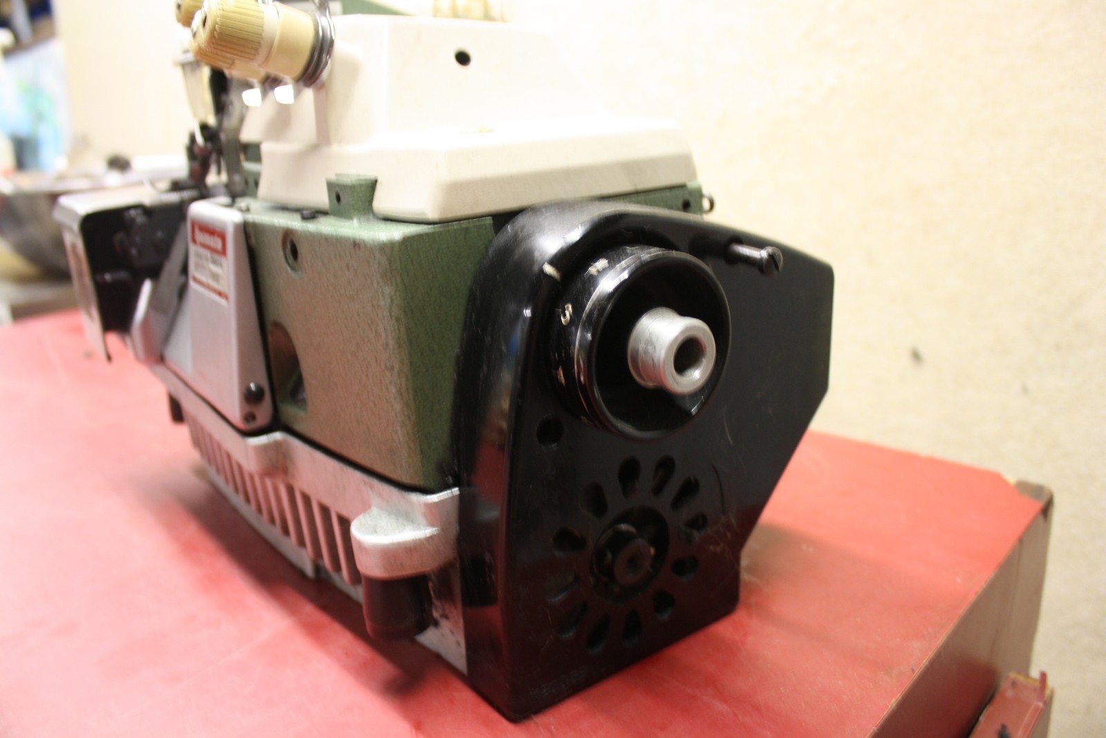 YAMATO Industrial Serger Sewing Machine Head