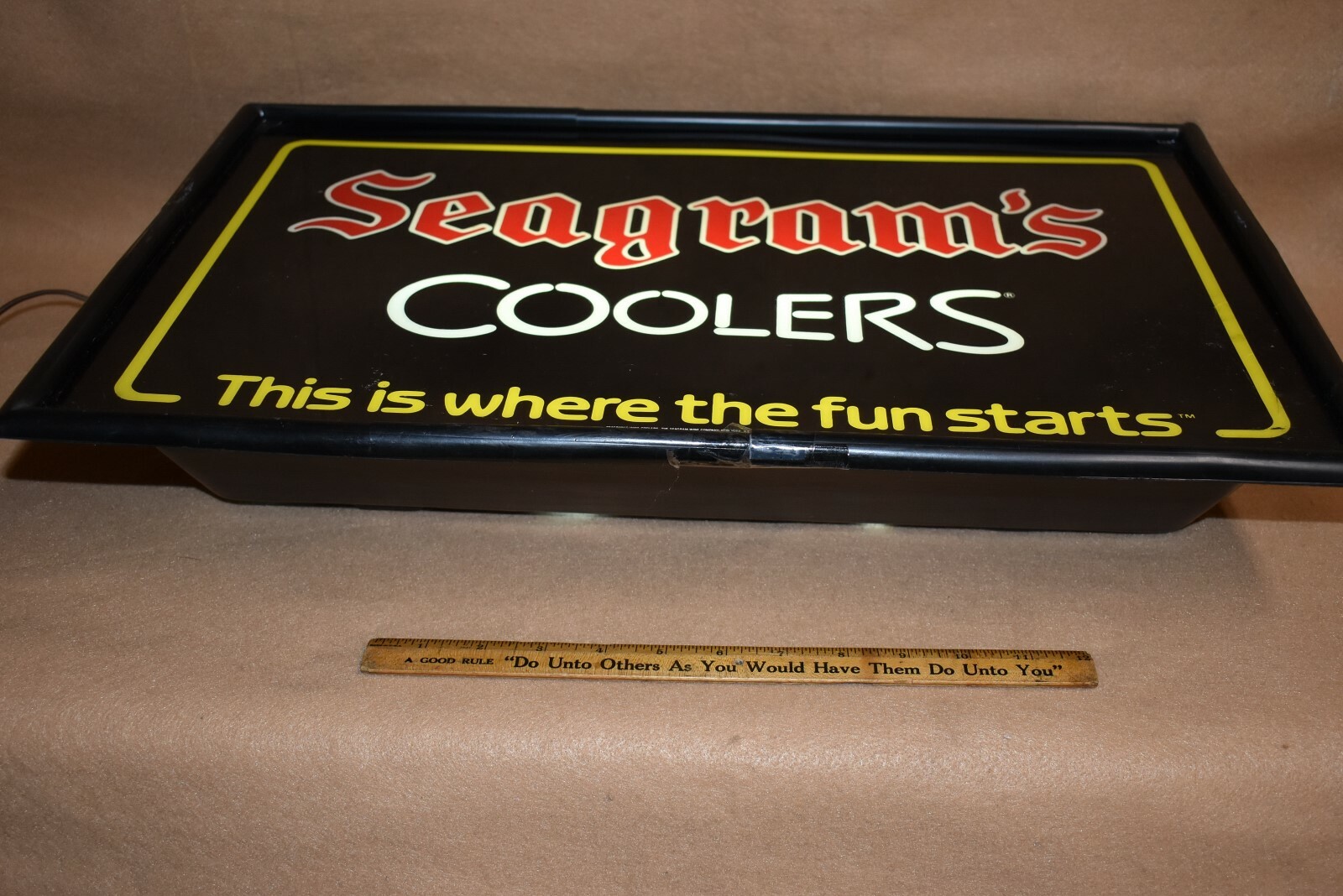 Seagram's Coolers Electric Lighted Advertising Sign Seagram Beverage Co 22