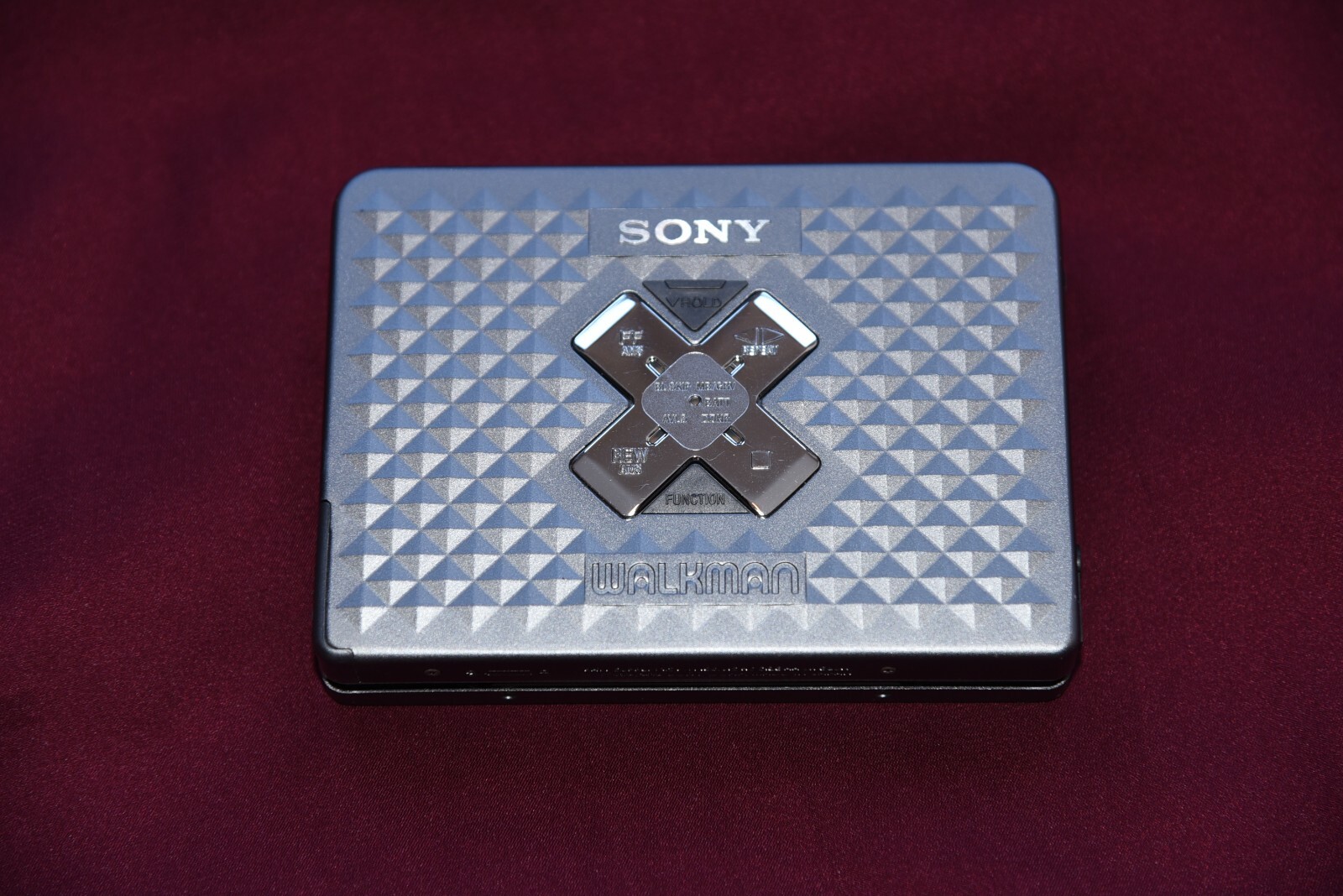 ソニー　カセットウォークマン　WM-EX655 SONY WM-EX655 Walkman Stereo Cassette Player New Belt
