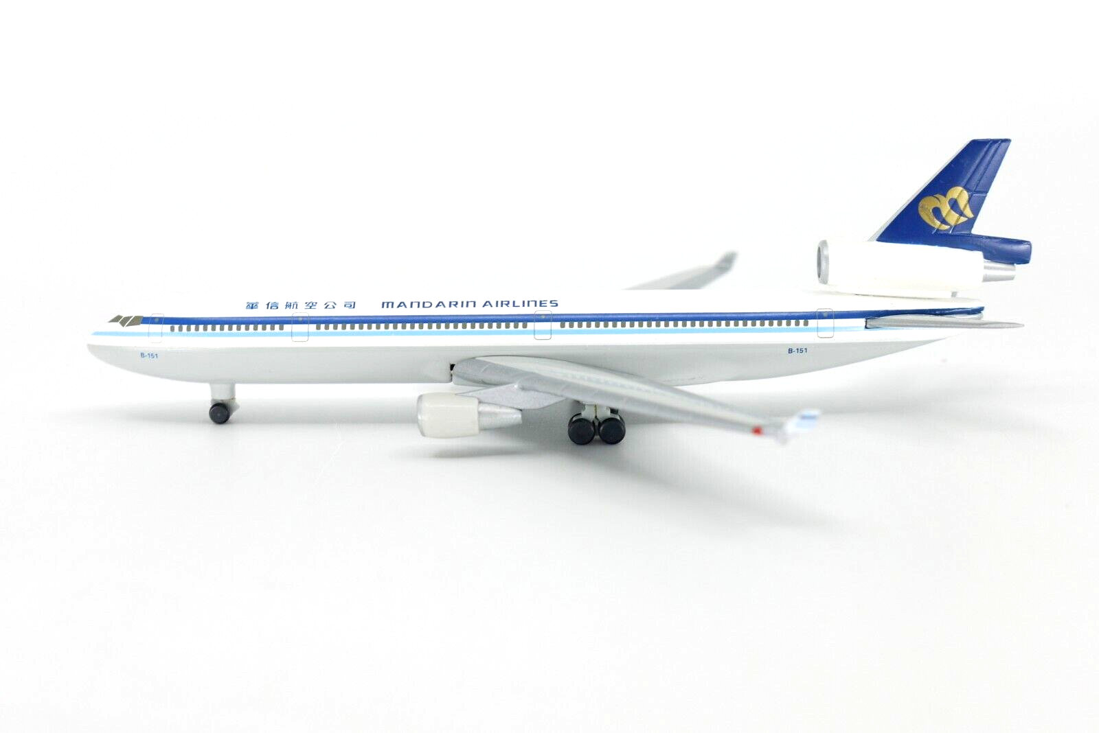 American Airlines MD-11 安全のしおり American Airlines MD-11 安全のしおり American Airlines MD-11