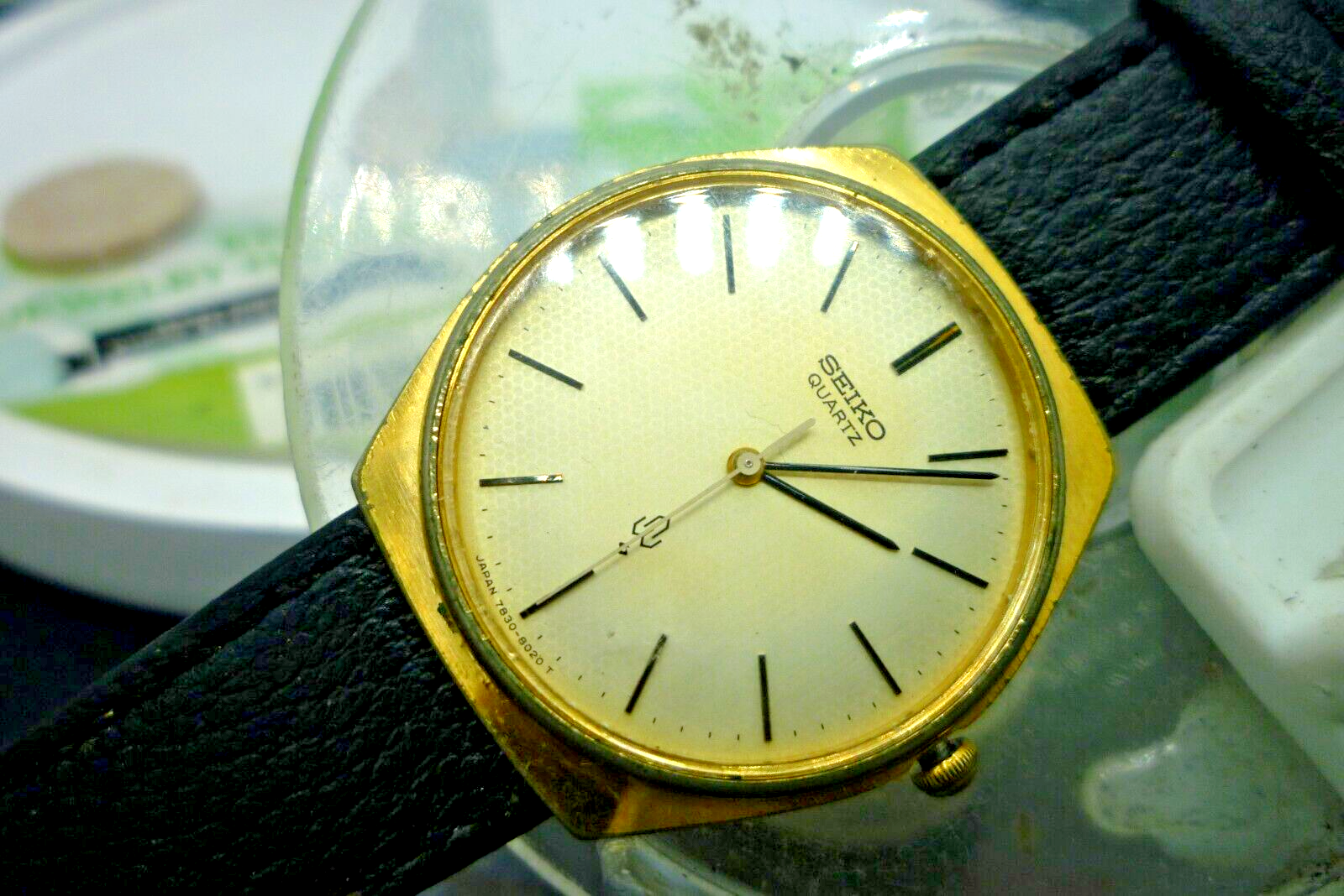 Mens 34mm SEIKO 7830-8010 Vintage 1977 early Dress Watch