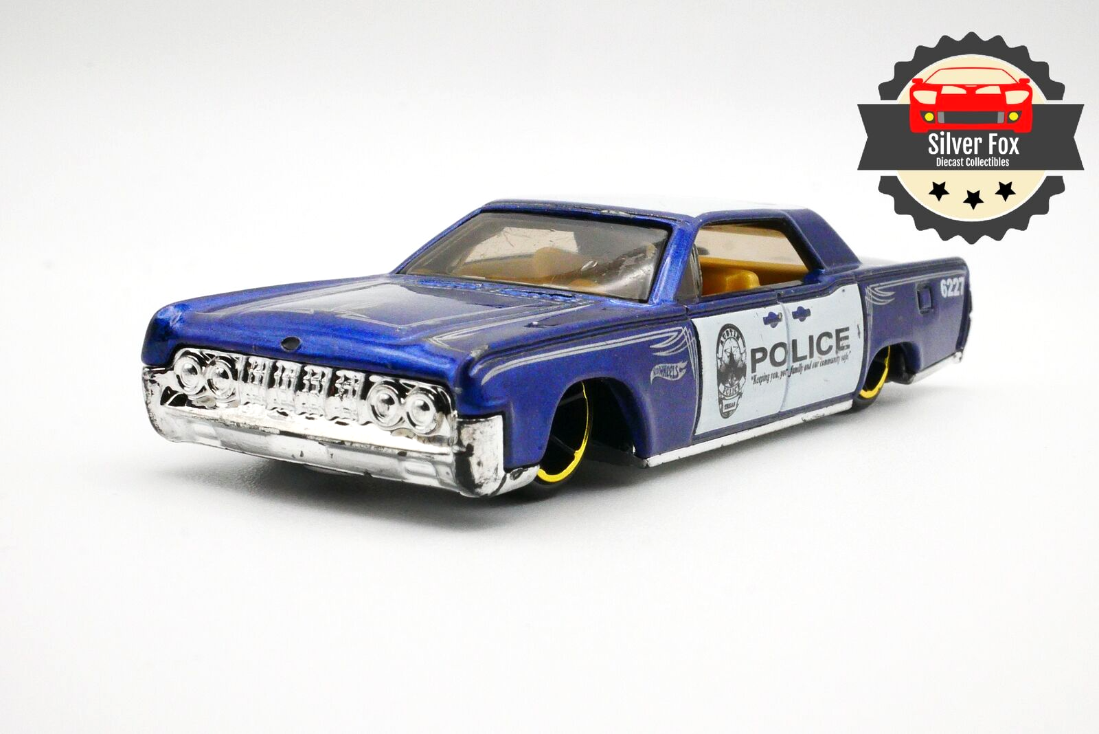 1964 LINCOLN CONTINENTAL POLICE 1:64 SCALE DIECAST DIORAMA COLLECTOR MODEL CAR