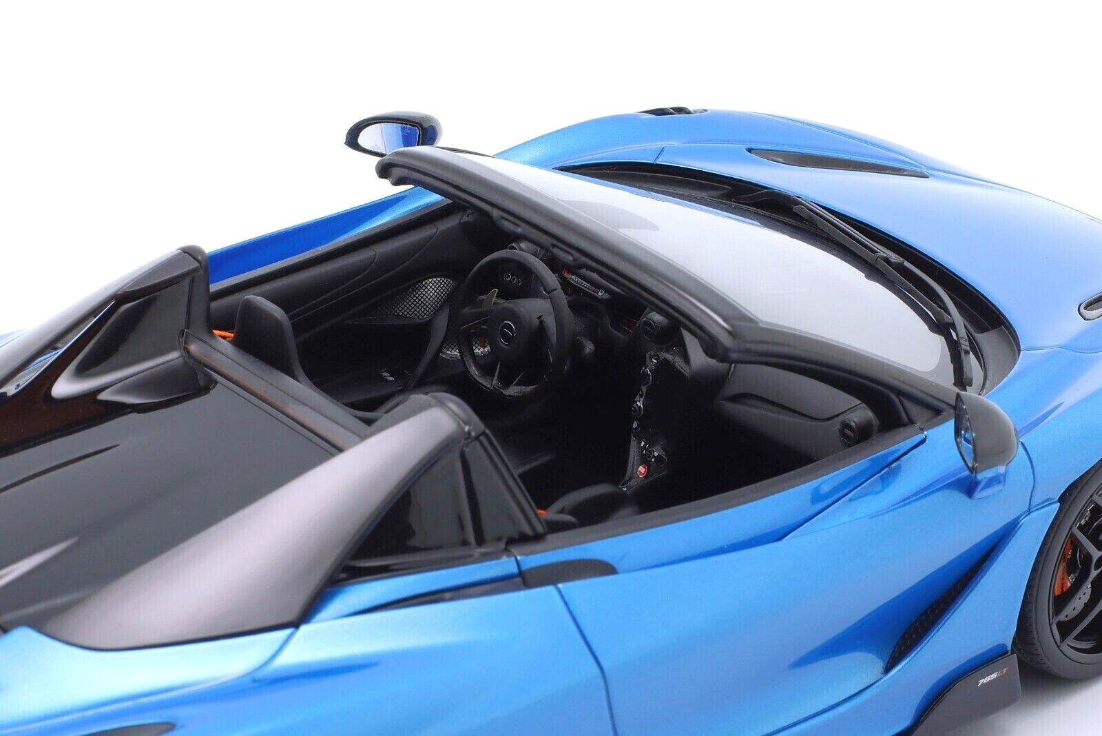 1/18 McLaren 765LT Spider 2021 (Amit Blue) Resin Model Car 1/18 McLaren 765LT Spider 2021 (Amit Blue) Resin Model Car