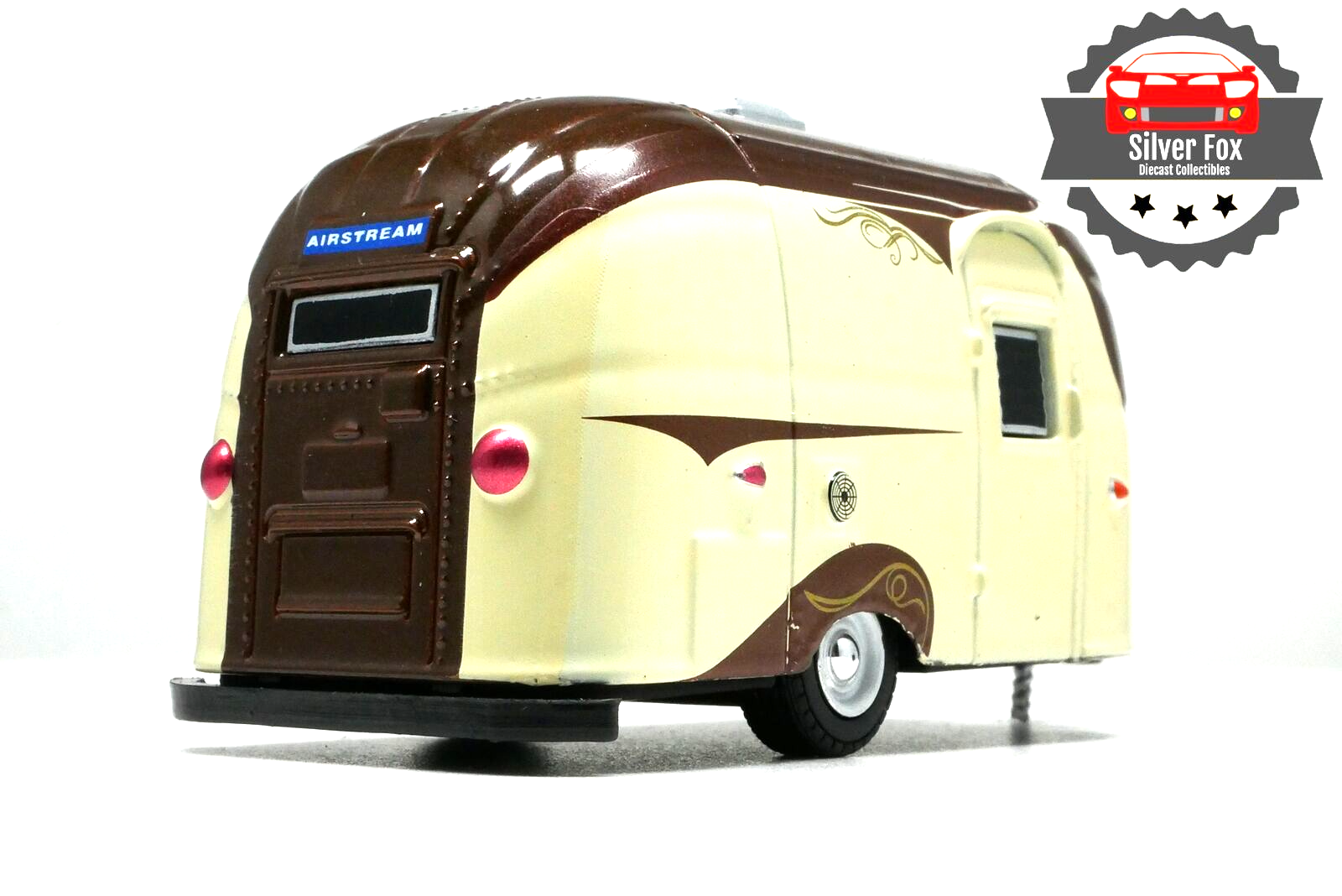 エアストリーム ヴィンテージ 16'バンビ 1/64 AIRSTREAM 16' BAMBI CUSTOM CAMPER BROWN 1:64 SCALE COLLECTOR