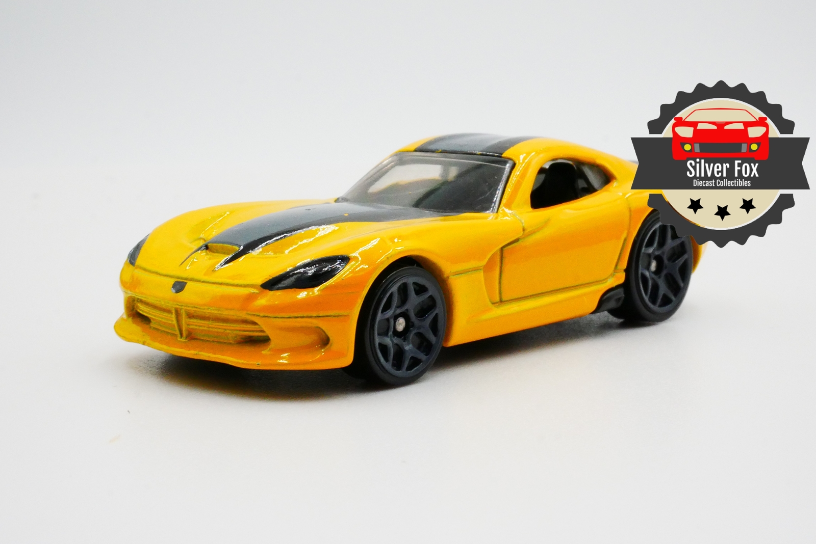 2013 DODGE VIPER YELLOW RACING 1:64 SCALE DIECAST COLLECTOR MODEL CAR
