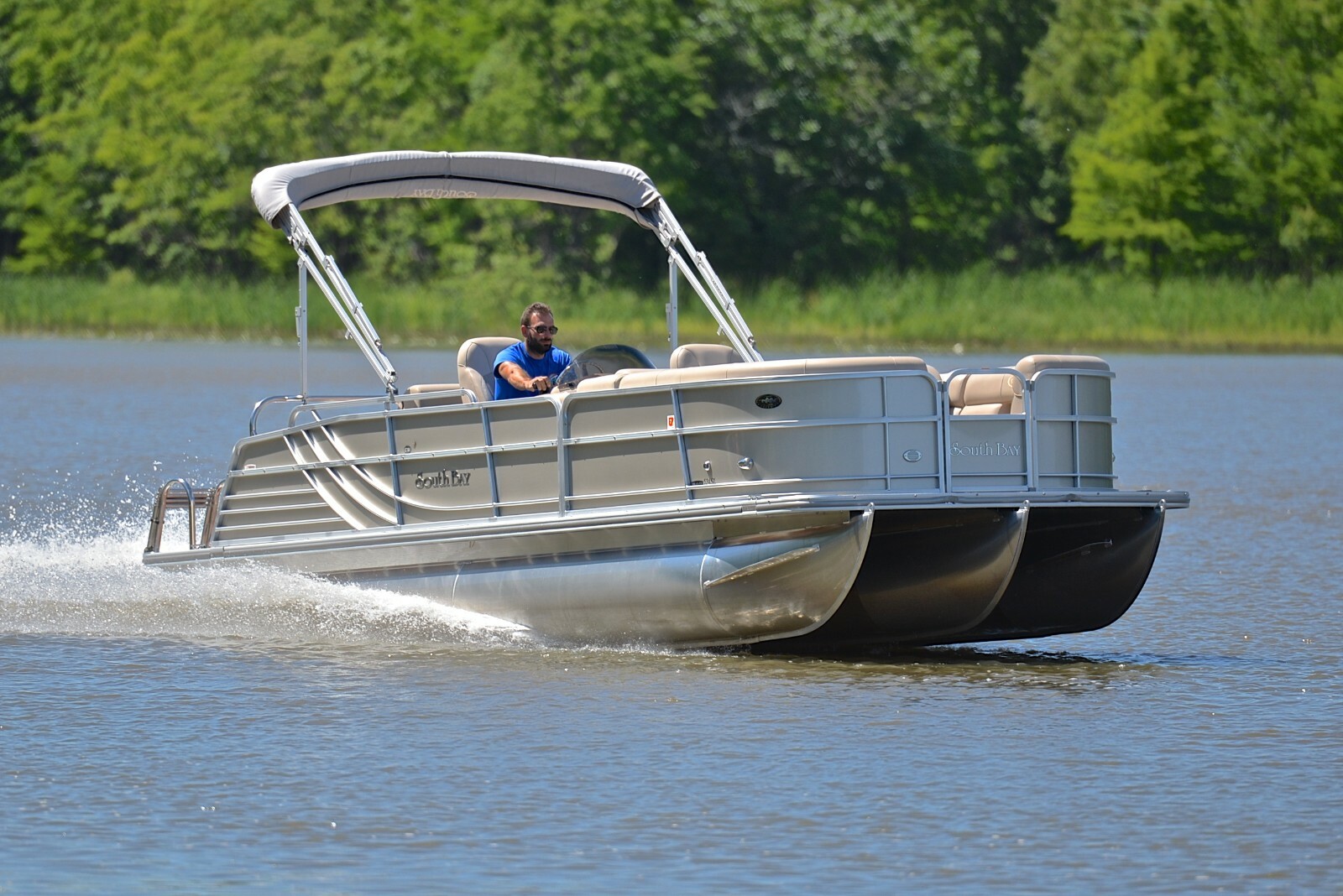 2015 South Bay 524 SL TRITOON...150HP.....ONLY 27 HOURS