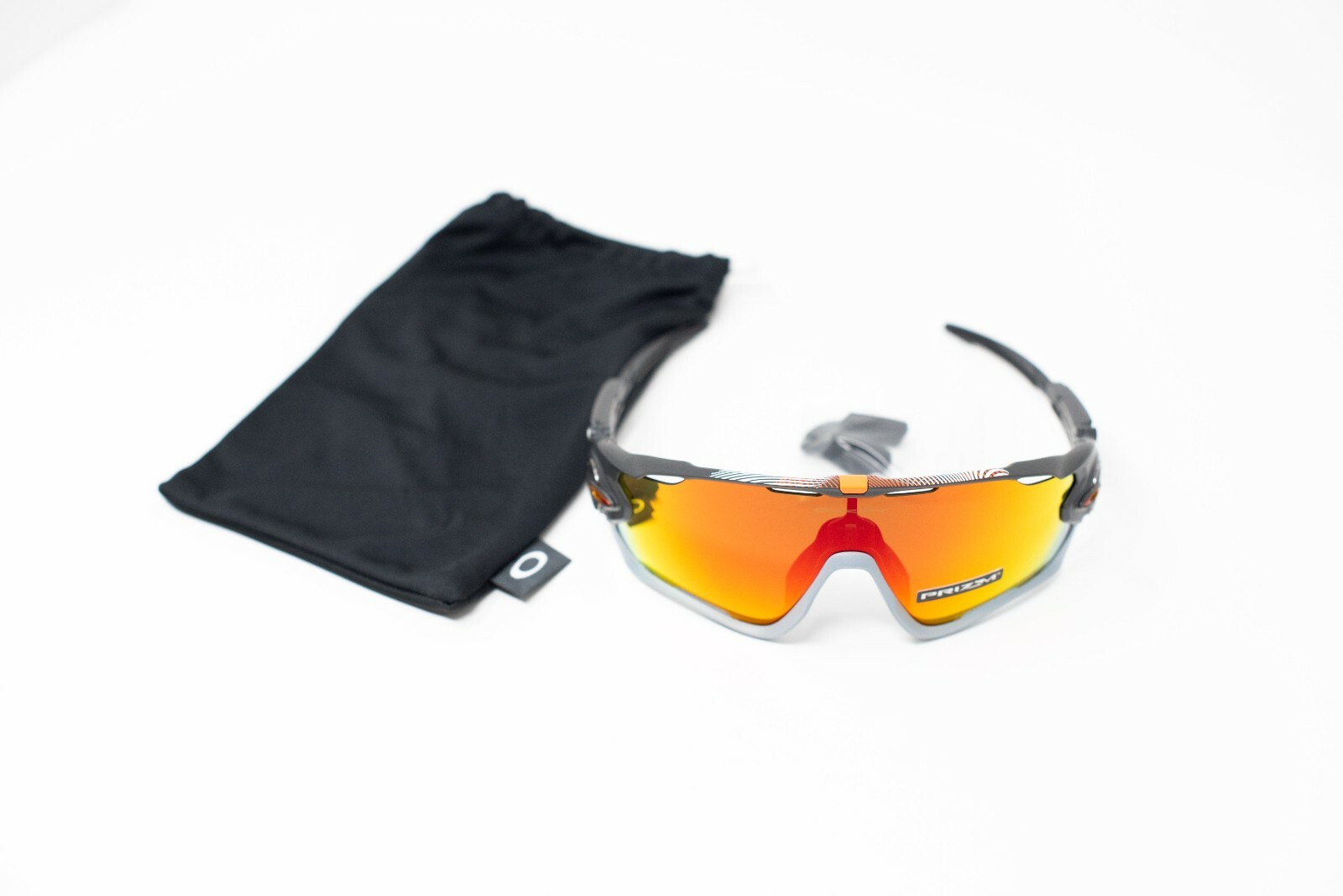Солнцезащитные очки Oakley Jawbreaker 