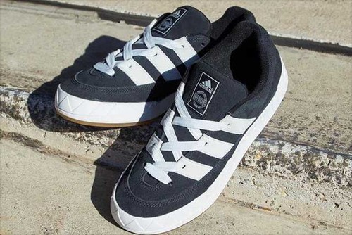 ADIDAS ORIGINALS ADIMATIC CORE BLACK/CRYSTAL WHITE CRYSTAL WHITE GY5724 US 6