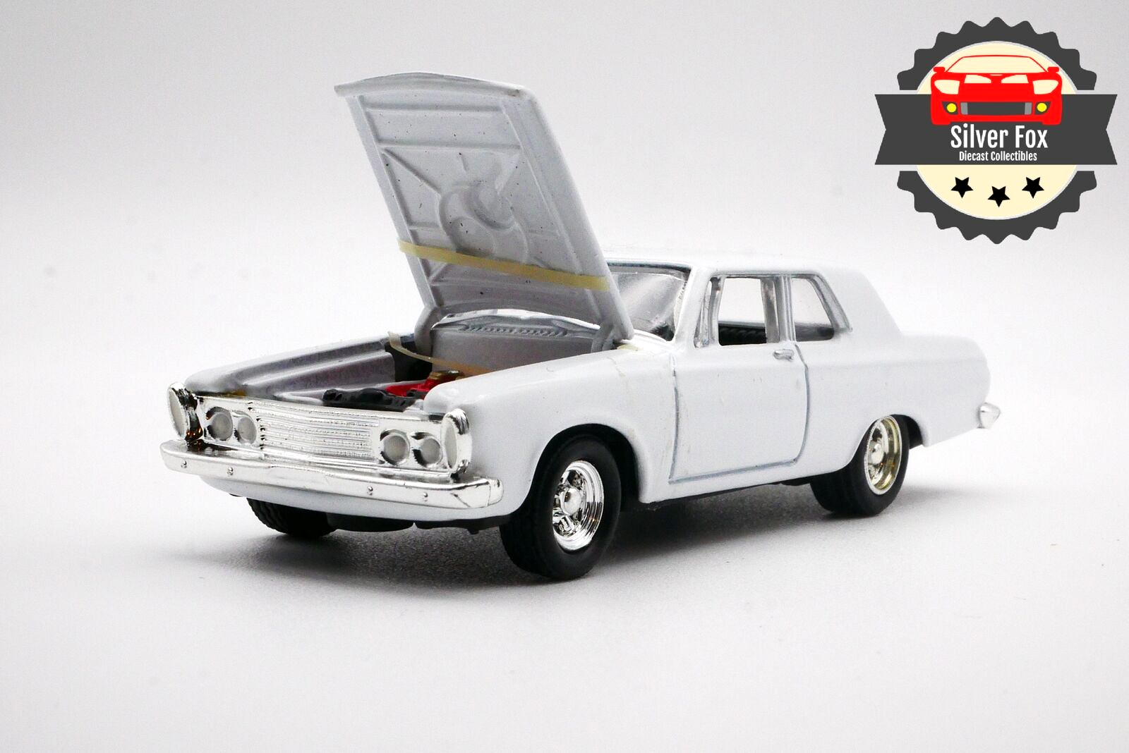 1963 PLYMOUTH BELVEDERE 426 MAX 1:64 SCALE DIECAST DIORAMA COLLECTOR MODEL CAR