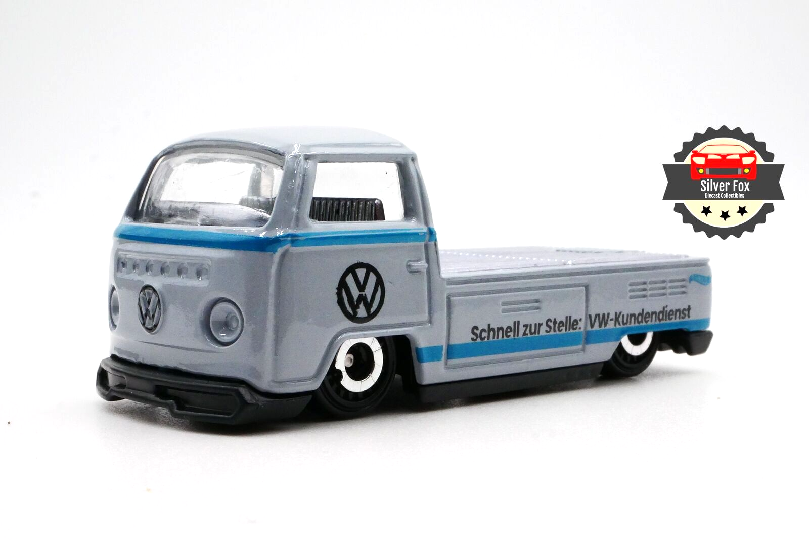 1960'S VOLKSWAGEN T2 PICKUP TRUCK 1:64 SCALE DIECAST COLLECTOR MODEL CAR