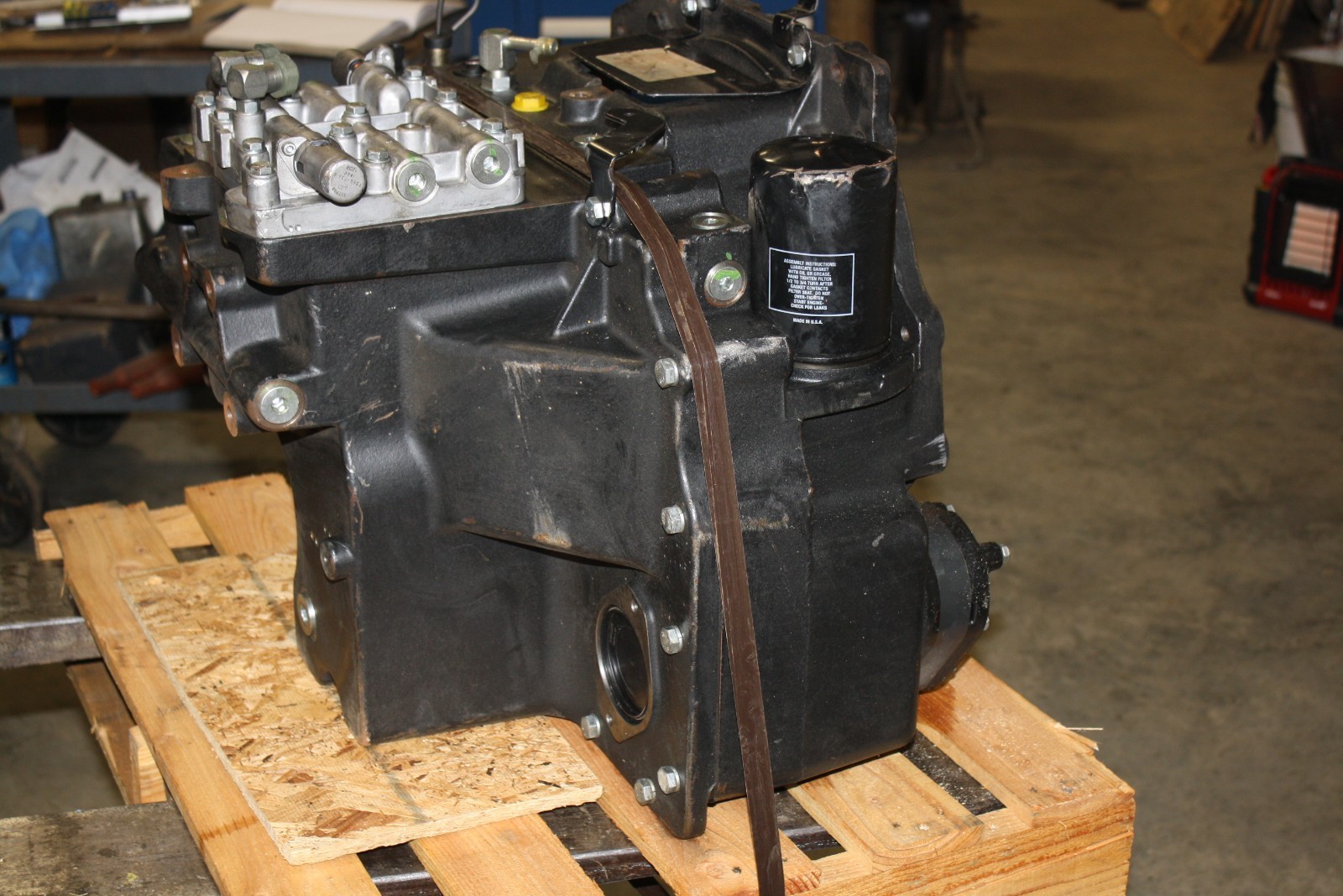 New Hyster Fortis Forklift 80-120 1 Speed Transmission PN 4043343