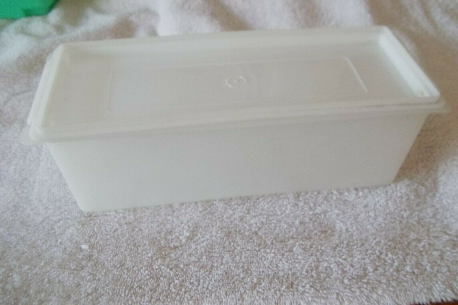 VINTAGE TUPPERWARE CHEESE BUTTER VELVEETA KEEPER 2 LB BLOCK #518