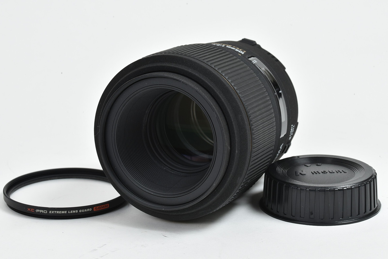 SIGMA 105mm f/2.8 EX DG Macro For Nikon F AF DSLR Lens [Very