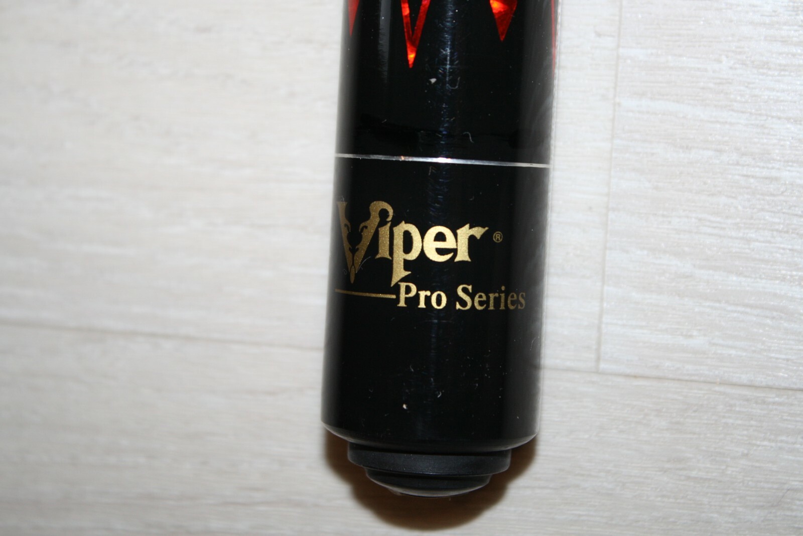 Viper PRO SERIES POOL CUE Black Red White 19oz 58