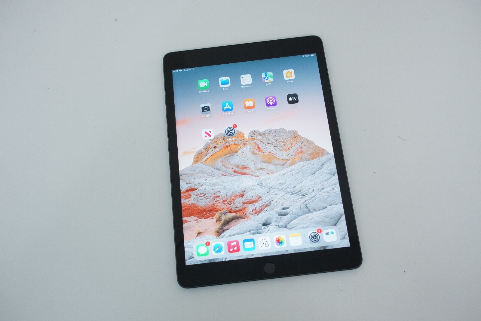 Apple iPad (第10世代) Wi-Fi 64GB Apple 10.9 Inch iPad 10th Gen. 64GB (WiFi only / A2696