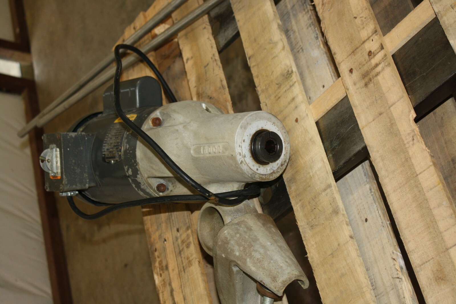 Indco 1 HP Tank Mixer Clamp on 115-230V Baldor motor